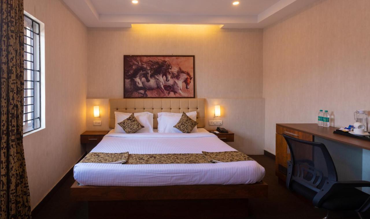 Vera By Bisque Brookefield Bangalore Exterior photo